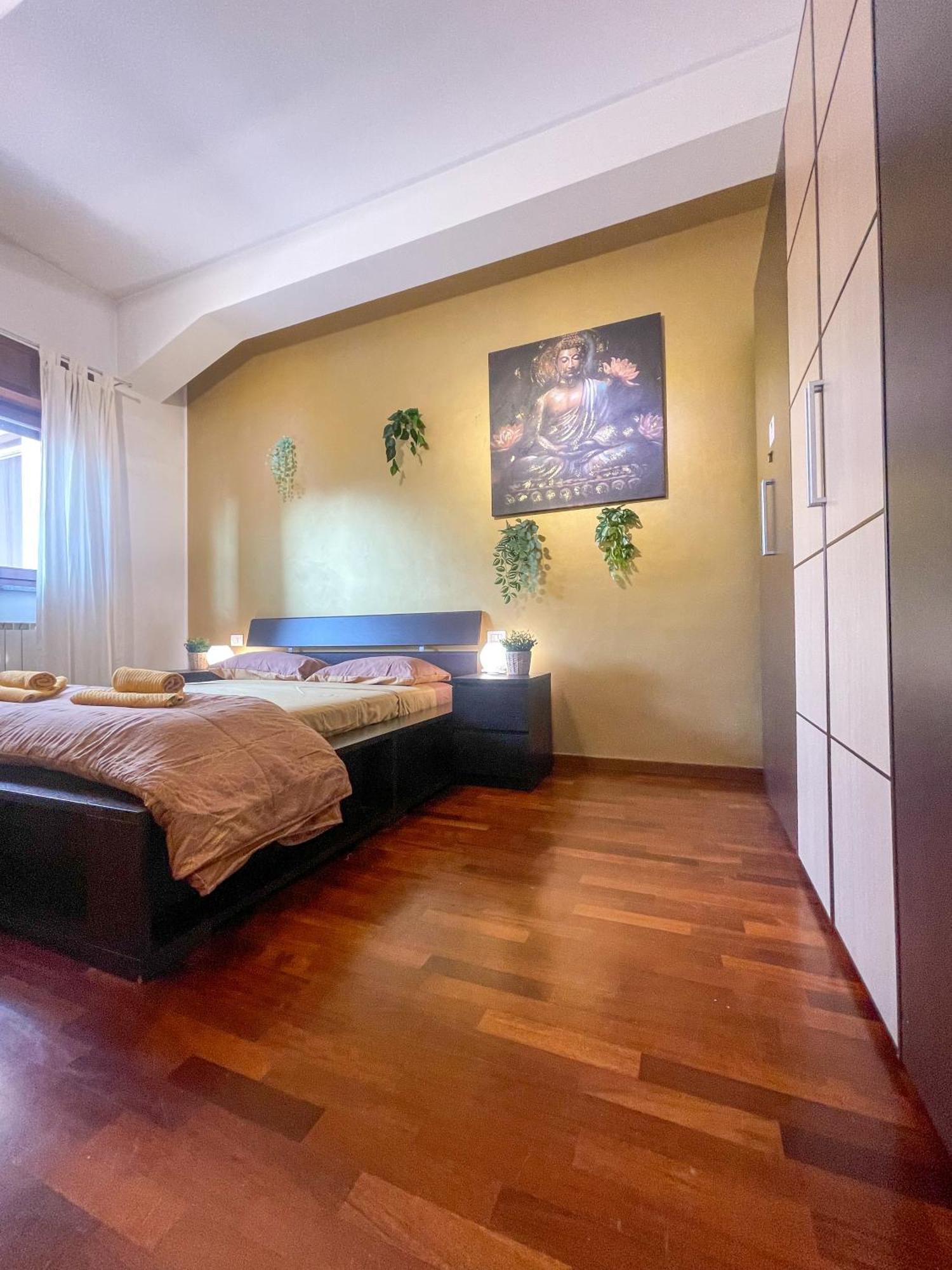 Home In Town - Niguarda - Metro M3 Sotto Casa - Duomo In 12Min Милан Экстерьер фото